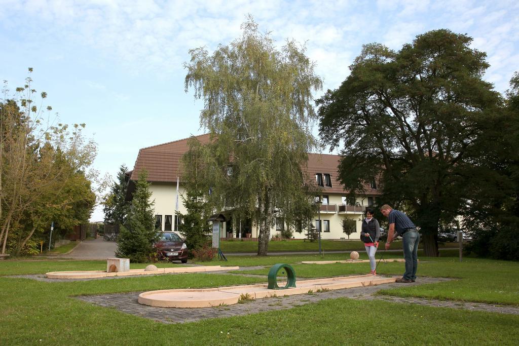 Sonnenhotel Feldberg Am See Mit Schwimmbad, Sauna Und Dampfbad Фельдберг Екстер'єр фото